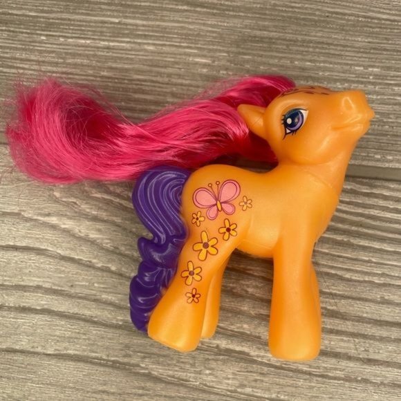 Vintage and newer My little pony and horse lot figurine toys rainbow dash & more - Picture 3 of 12